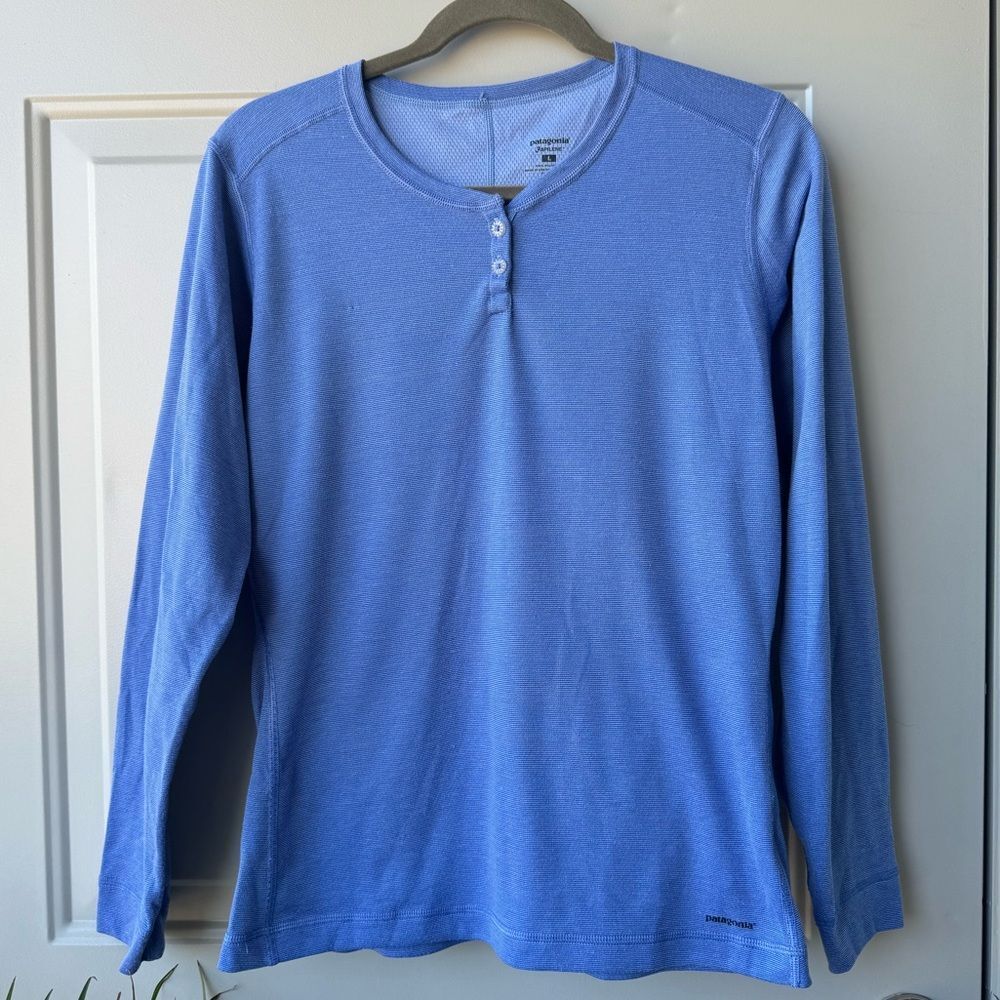Patagonia Shirt Womens L Blue Capilene Henley Long Sleeve Hiking Outerwear Trek